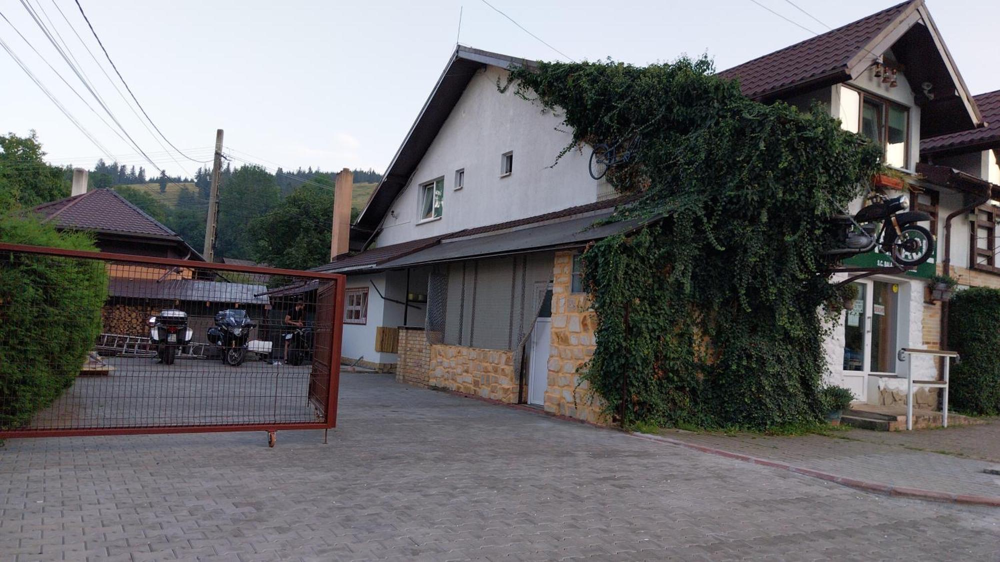 Pensiunea Total Ceahlău Buitenkant foto