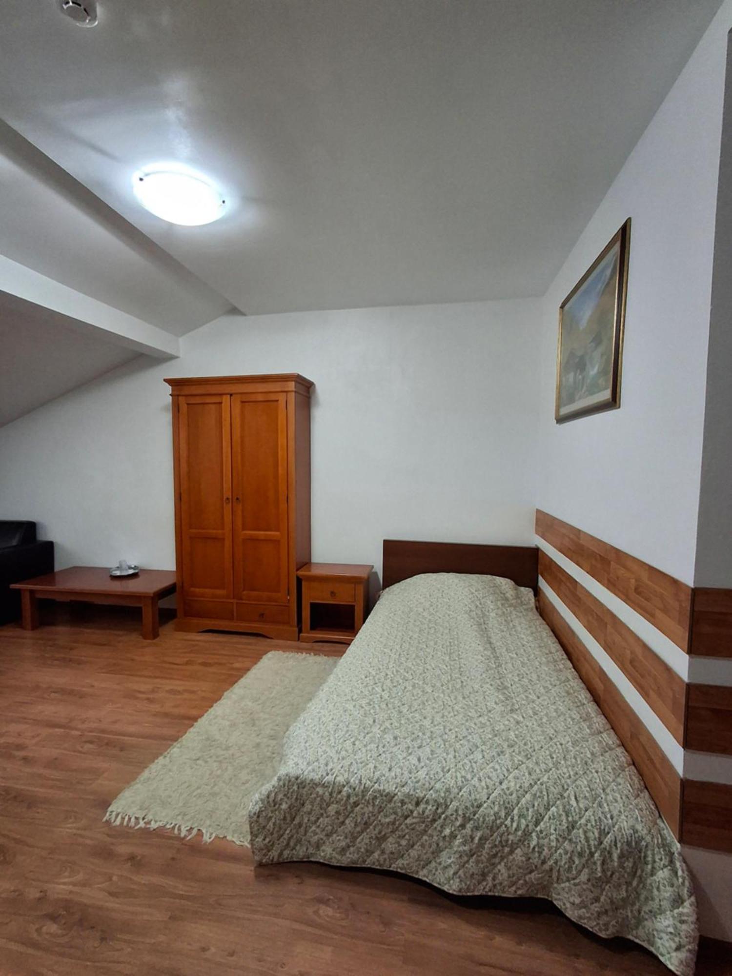 Pensiunea Total Ceahlău Buitenkant foto