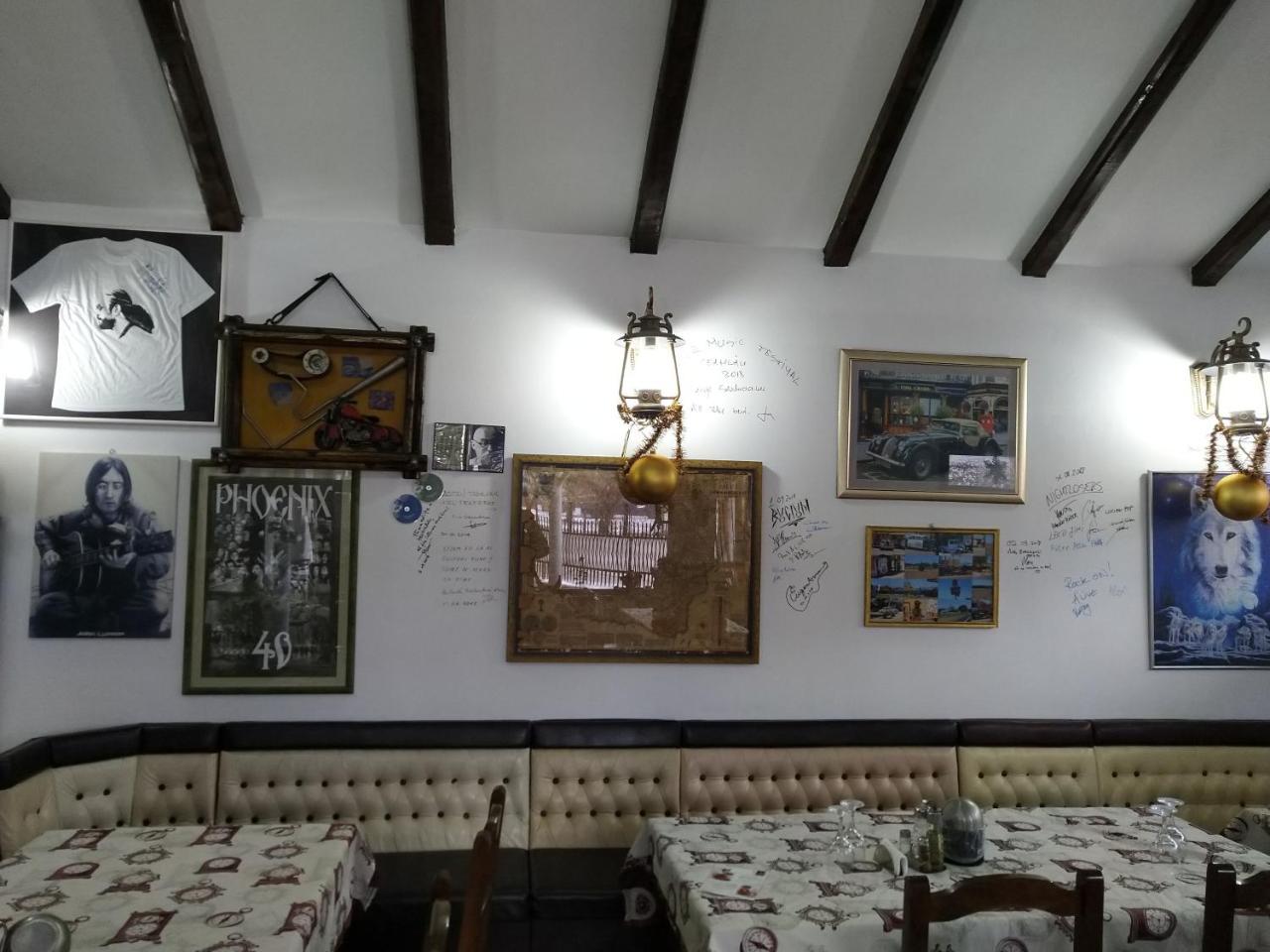 Pensiunea Total Ceahlău Buitenkant foto